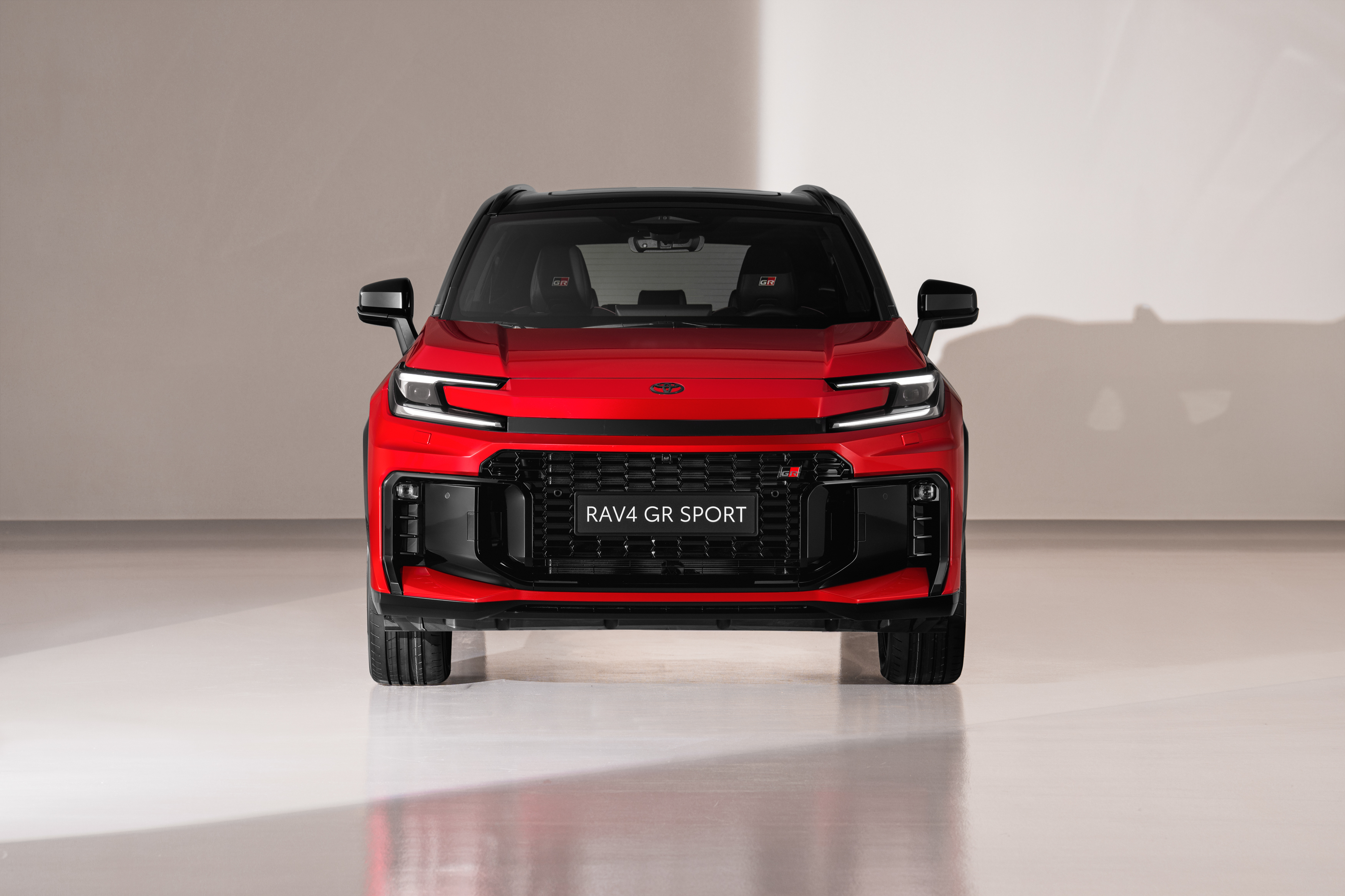 2026_rav4_gr_sport_static_009